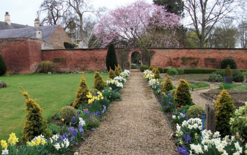  Little Ponton Hall Garden 